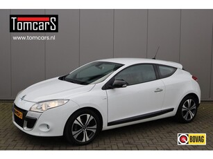 Renault Mégane Coupe 2.0 16v 140PK Automaat Bose In goede