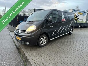 Renault Trafic bestel 2.5 dCi T29 L2H1