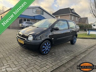 Renault Twingo 1.2 Emotion Airco elektrische ramen