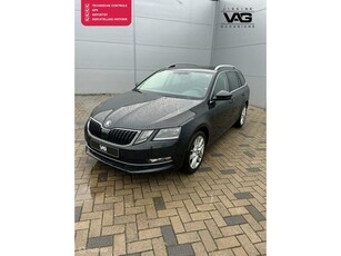 Skoda Octavia Combi 1.0 TSI Stoelverwarming LED 17 inch LMV