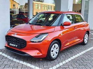 Suzuki Swift 1.2 COMFORT SMART HYBRID 2025! Met 6 JAAR