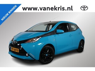 Toyota Aygo 1.0 VVT-i x-play, Navi, Vol Leer