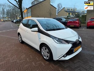 Toyota Aygo Camera / 47.000 NAP / Volledig dealer