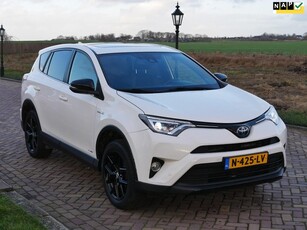 Toyota RAV4 2.5 Hybrid AWD Energy Plus PANO ** 13999 NETTO