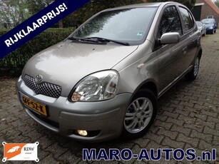 Toyota Yaris 1.3 VVT-i S-Line 5d. LM wielen AIRCO