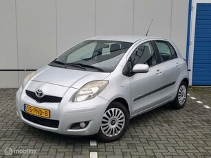 Toyota Yaris 1.3 VVTi Aspiration Automaat! 1e eigenaar!