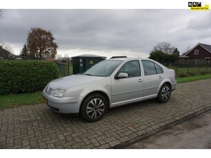 Volkswagen Bora 2.0 Trendline automaat