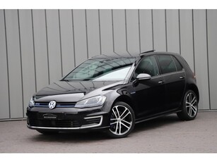 Volkswagen Golf 1.4 TSI GTE DSG Pano Leder ACC