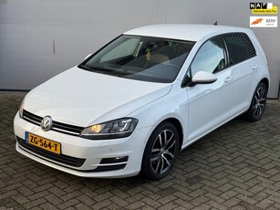 Volkswagen Golf 1.4 TSI Highline l Xenon l Alcantara l