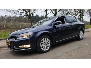 Volkswagen Passat 2.0 TDI BlueMotion 1e Eigenaar ! NL Auto !