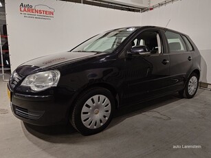 Volkswagen Polo 1.4-16V 81pk Comfortline 5 Drs 59kw Airco