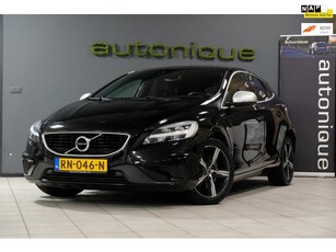 Volvo V40 2.0 T4 R-Design **PANORAMADAK**