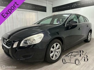 Volvo V60 2.0T Momentum