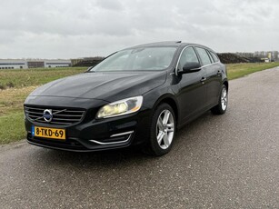 Volvo V60 2.4 D6 AWD Plug-In Hybrid SummumPANOTREKHAAK17'