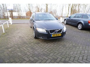 Volvo V70 1.6 T4 Limited Edition TREKHAAK CRUISE