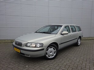 Volvo V70 2.4 Comfort Line 1e Eigenaar / Airco / Cruise