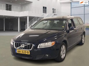 Volvo V70 2.4D Limited AUT NAVI LEDER PSENSOR CRUISE 2 X