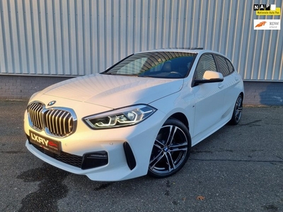 BMW 1-serie 118i M Sport Panorama Live Cockpit PDC