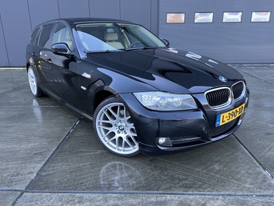 BMW 3 Serie Touring 318i High Executive Navi