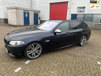 BMW 5-serie Touring M550xd (((( bom voll )))