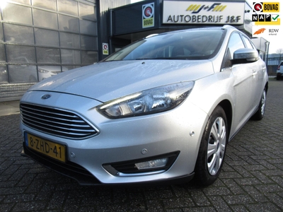 FORD FOCUS Wagon 1.0 Titanium Edition / PDC V+A / Park Assistance / NAV