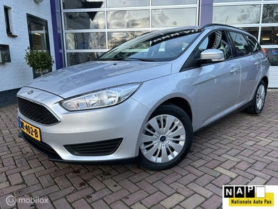 Ford Focus Wagon 1.5 TDCI Trend * NAVIGATIE * AIRCO *