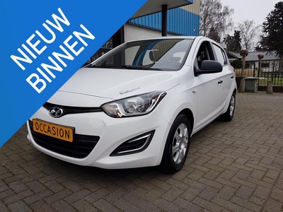 Hyundai i20 1200i 5 DEURS AIRCO LM VELGEN