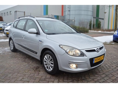 Hyundai I30 CW 1.6i Blue Dynamic bj11 LEER,ECC Mooie auto