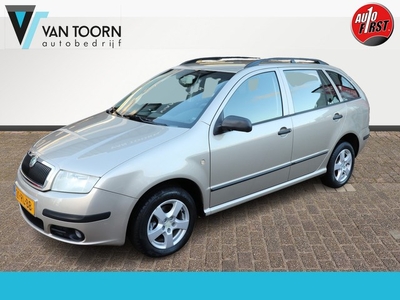 Škoda Fabia Combi 1.4-16V Elegance . (bj 2005)