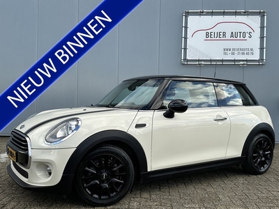 MINI Mini 1.5 Cooper Salt Business Navigatie/Airco/17inch.