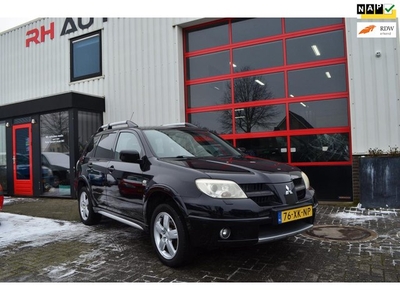 Mitsubishi Outlander Sport 2.4 Invite Scott 4WD/AIRCO/CRUISE