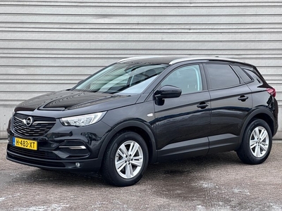 Opel Grandland X 1.2 Turbo Business Exec