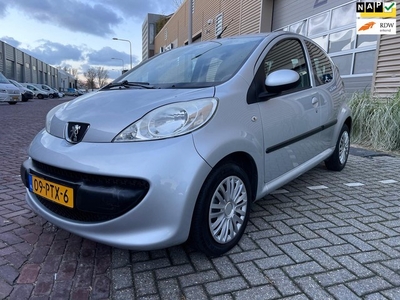 Peugeot 107 1.0-12V XR/Elek-pakket/AUX/CV/Apk