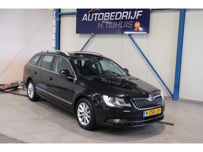 Skoda Superb Combi 1.6 TDI Champs Elysees