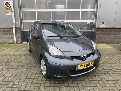 Toyota Aygo 1.0-12V Access (bj 2010)