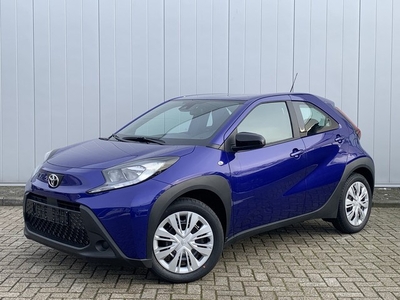 Toyota Aygo X 1.0 VVT-i MT Play NL Auto Nieuw UIT VOORRAAD!