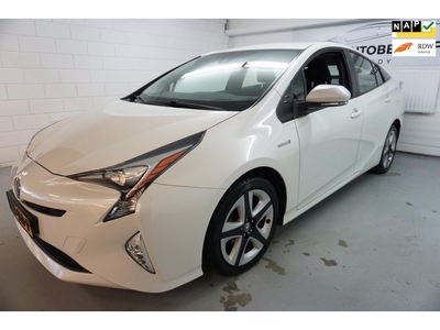 Toyota Prius 1.8 Dynamic /HEAD-UP /NAVI / CAMERA / NAP