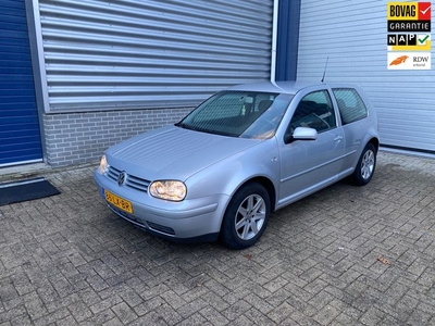 Volkswagen Golf 1.4-16V 14 Maanden APK goed rijdende auto