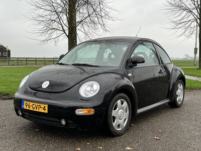 Volkswagen New Beetle 2.0 Highline * Airco * Nw-Koppeling *