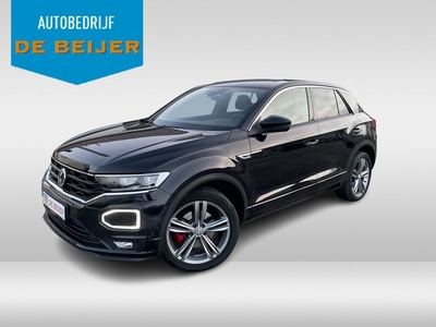 Volkswagen T-Roc 1.5 TSI 150pk DSG R-line I Navi I Trekhaak