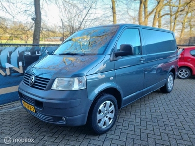 Volkswagen Transporter 2.5 TDI 300 AUT NAVI CRUISE PDC