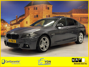 BMW 5-serie 520i M Sport High Exe Aut Schuifdak Leer Camera