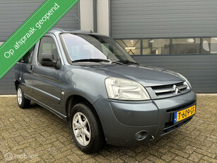 Citroen Berlingo combi 1.4i Cinqspace ** Benzine / 97.Dkm **