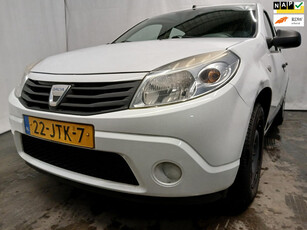 Dacia Sandero 1.2 Ambiance - Schade