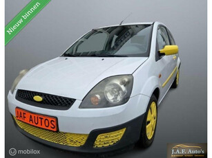 Ford Fiesta 1.4 TDCi APK 8-2025 Zeer zuinig leder..