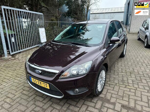 Ford Focus 1.6 Titanium, Airco, Trekhaak, Apk 01/2026