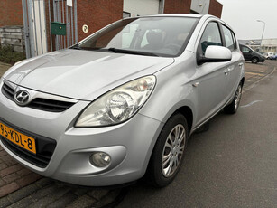 Hyundai I20 1.2i DynamicVersion / Airco / Elek ramen