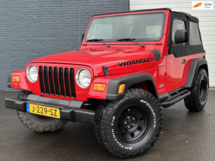 Jeep Wrangler 2.4i Softtop Sport 4x4/CABRIO/NETTEAUTO/