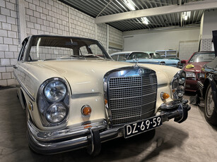 Mercedes-Benz 280 S