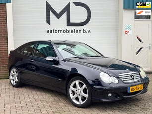 Mercedes-Benz C-klasse Sportcoupé 180 K. / Automaat / Navi